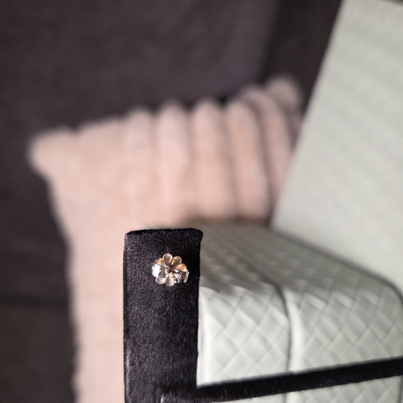 Genuine Tiffany & Co. Bowtie Stud Earrings Set In Sterling Silver - Picture 5 of 8